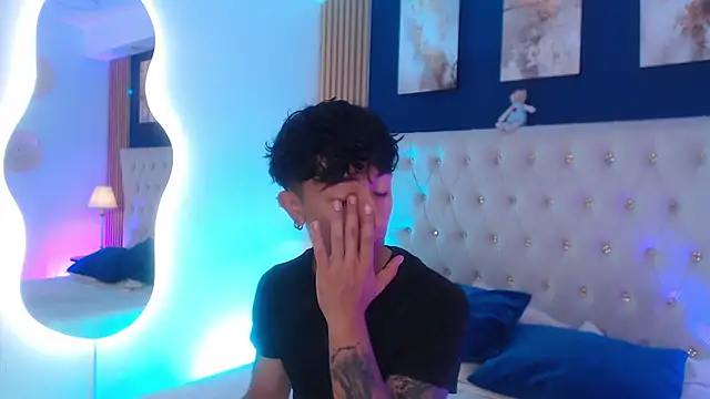 Aiden Rivers  online show from April 2026 12:55:01 PM