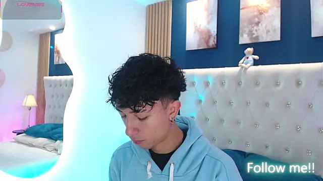 Aiden Rivers  online show from April 2026 12:50:02 PM