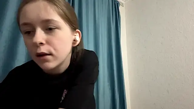 StaticBliss online show from March 2026 06:14:01 PM