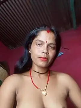 Snapshot of Hot_bh87 chatting on May 2026 04:04:02 PM Hot bh87 online show from May 2026 04:04:02 PM