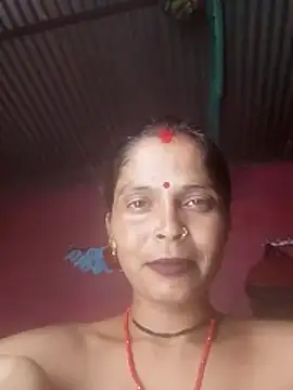 Snapshot of Hot_bh87 chatting on May 2026 04:15:01 PM Hot bh87 online show from May 2026 04:15:01 PM