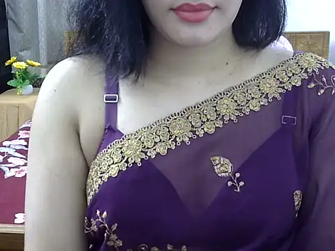 Snapshot of Sanaira_1999 chatting on June 2026 12:00:02 PM Sanaira 1999 online show from June 2026 12:00:02 PM