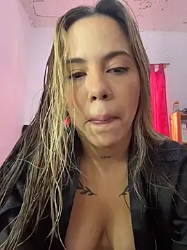 Snapshot of estefasinclair chatting on February 2026 07:34:02 PM estefasinclair online show from February 2026 07:34:02 PM