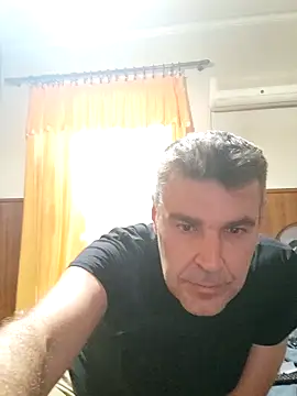 Snapshot of DimmP35 chatting on June 2026 04:42:02 PM DimmP35 online show from June 2026 04:42:02 PM
