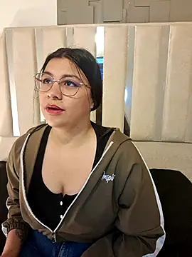 Snapshot of belen_green chatting on June 2026 11:32:02 AM belen green online show from June 2026 11:32:02 AM