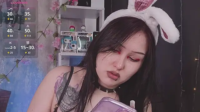 ThoraHaring online show from April 2026 04:41:01 AM