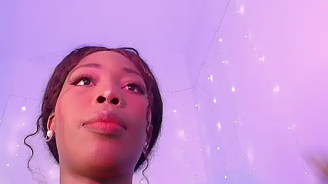 Lunaruiz online show from February 2026 09:12:02 PM