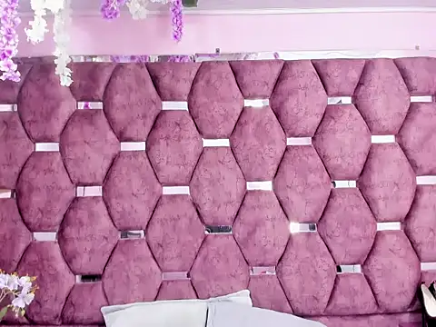 alana deivis online show from February 2026 02:51:02 AM