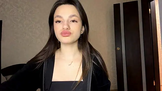 Kosandra k online show from March 2026 03:34:01 PM