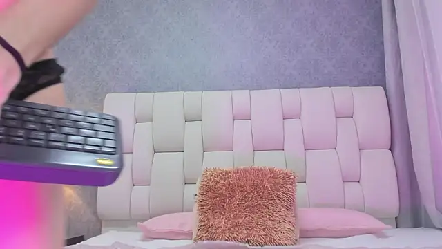 Snapshot of alisstarr chatting on March 2026 11:39:02 AM alisstarr online show from March 2026 11:39:02 AM