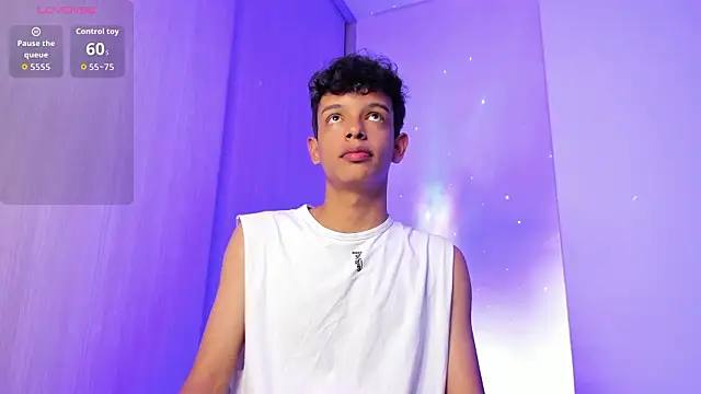 Maxfrost1 online show from March 2026 10:27:02 PM