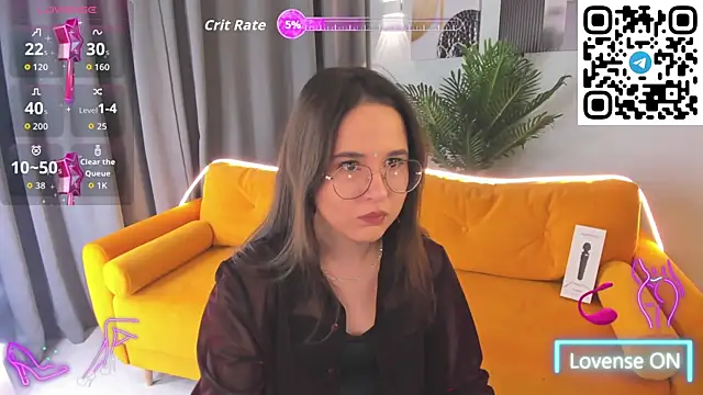 Snapshot of leylamirage chatting on April 2026 01:48:02 PM leylamirage online show from April 2026 01:48:02 PM