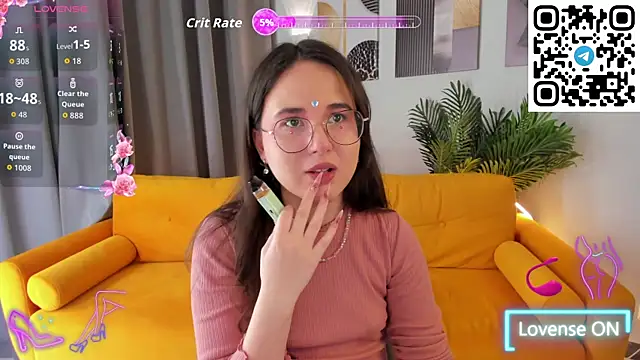 Snapshot of leylamirage chatting on May 2026 01:41:01 PM leylamirage online show from May 2026 01:41:01 PM