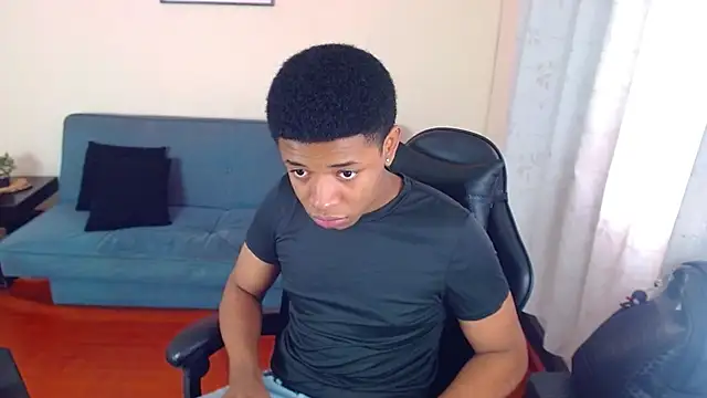 liiam3 online show from March 2026 09:03:02 PM