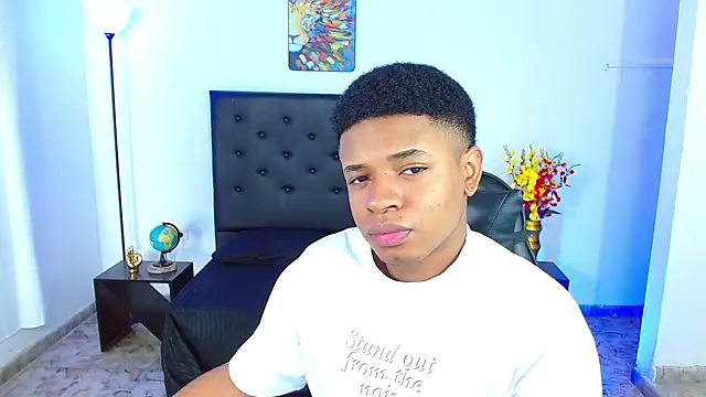 liiam3 online show from April 2026 08:53:02 PM