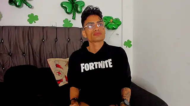 Gay Red Room online show from April 2026 02:59:02 AM