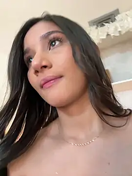 AlessiaVallmont online show from March 2026 07:29:01 PM