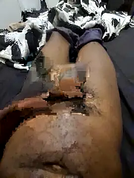 Snapshot of DeclawedPoise chatting on February 2026 03:56:02 PM DeclawedPoise online show from February 2026 03:56:02 PM