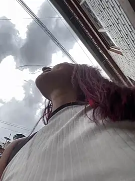 Snapshot of Emily-Fire chatting on February 2026 09:25:02 PM Emily-Fire online show from February 2026 09:25:02 PM