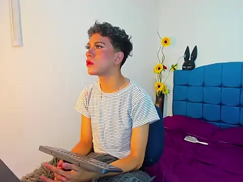 Ailanys Miller online show from March 2026 01:27:01 PM