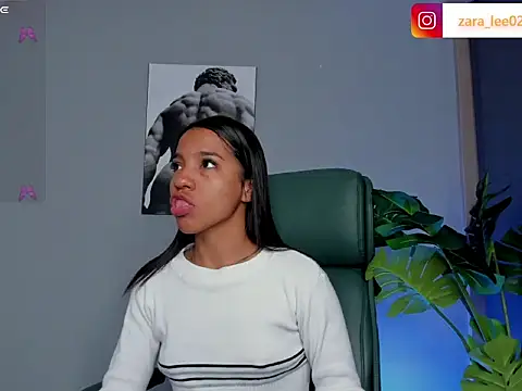 Snapshot of zara_leee chatting on March 2026 11:27:02 AM zara leee online show from March 2026 11:27:02 AM