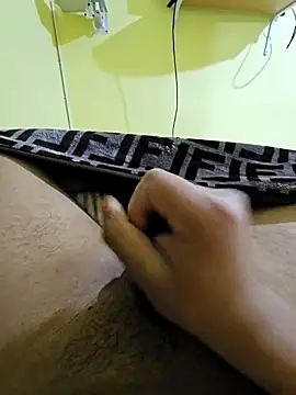 Snapshot of medelelel chatting on February 2026 12:33:02 AM medelelel online show from February 2026 12:33:02 AM