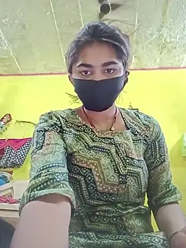 Snapshot of Cute_Mahek99 chatting on June 2026 11:05:02 PM Cute Mahek99 online show from June 2026 11:05:02 PM