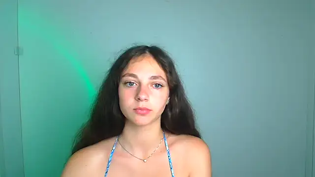 KissMeJulia online show from August 2026 06:01:02 AM
