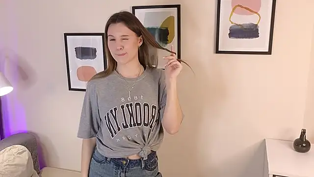 Snapshot of Mili_Gernat chatting on February 2026 08:24:07 AM Mili Gernat online show from February 2026 08:24:07 AM