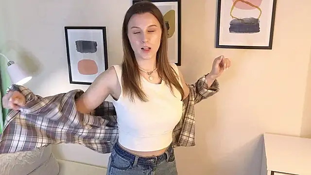 Snapshot of Mili_Gernat chatting on March 2026 03:18:01 PM Mili Gernat online show from March 2026 03:18:01 PM