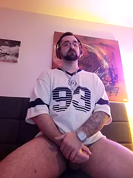 Snapshot of LargeLith chatting on February 2026 09:49:02 PM LargeLith online show from February 2026 09:49:02 PM