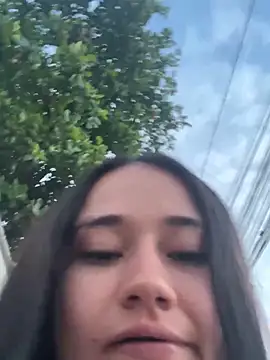 Sofia-squir online show from April 2026 11:07:02 PM