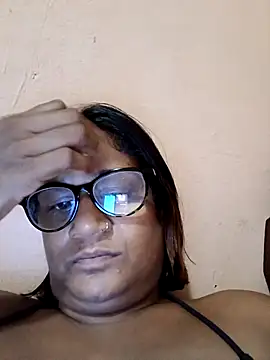 indianstrawberrylips4u online show from March 2026 05:30:01 PM