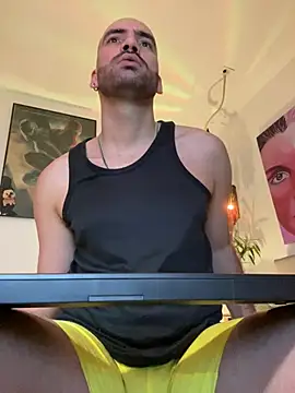 ivann nn online show from February 2026 11:23:01 PM