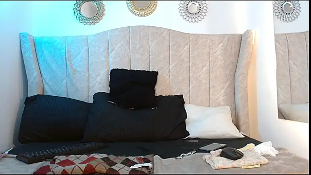 Snapshot of cami_angel69 chatting on May 2026 01:40:01 PM cami angel69 online show from May 2026 01:40:01 PM