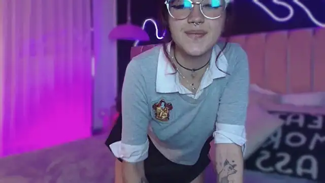 alixx von d online show from April 2026 02:34:01 PM