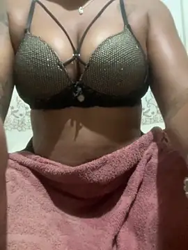 Snapshot of Cibely_Bely chatting on March 2026 12:02:01 AM Cibely Bely online show from March 2026 12:02:01 AM