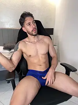 Snapshot of evans_campbell1 chatting on June 2026 12:36:01 AM evans campbell1 online show from June 2026 12:36:01 AM