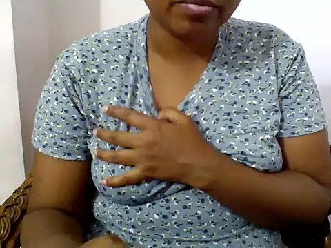 Snapshot of Angel_honeybear_143 chatting on February 2026 10:25:02 AM Angel honeybear 143 online show from February 2026 10:25:02 AM