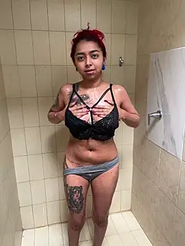 Snapshot of poyson_ivy chatting on February 2026 09:34:01 PM poyson ivy online show from February 2026 09:34:01 PM