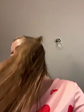 clarabarness15 online show from February 2026 05:41:01 AM