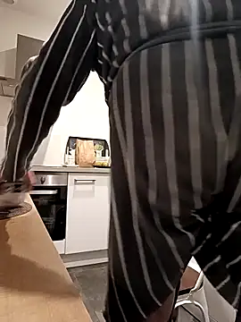 Snapshot of olivbisoumis chatting on February 2026 06:24:01 AM olivbisoumis online show from February 2026 06:24:01 AM