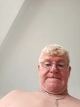 olivbisoumis online show from March 2026 06:21:01 AM