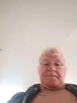 olivbisoumis online show from March 2026 06:28:02 AM