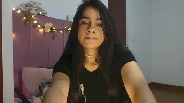 Snapshot of RebecaPalmer chatting on February 2026 05:40:02 AM RebecaPalmer online show from February 2026 05:40:02 AM