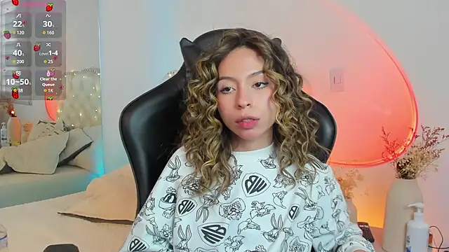 LuuluBerry online show from February 2026 07:56:02 PM