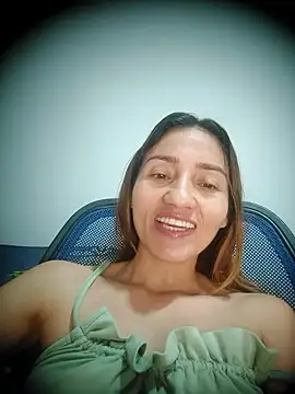Snapshot of isaa- chatting on June 2026 03:03:02 PM isaa- online show from June 2026 03:03:02 PM
