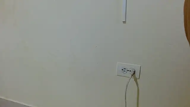 valkahot20 online show from April 2026 09:02:01 AM