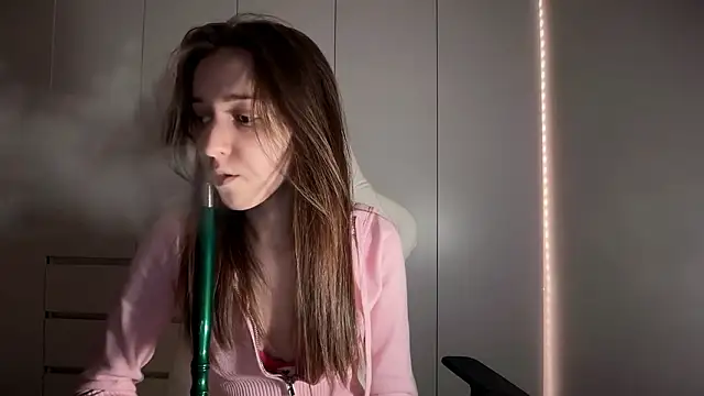 Snapshot of monnymoonn chatting on February 2026 02:03:02 PM monnymoonn online show from February 2026 02:03:02 PM