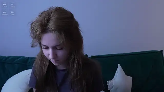 Snapshot of monnymoonn chatting on August 2026 07:29:01 AM monnymoonn online show from August 2026 07:29:01 AM